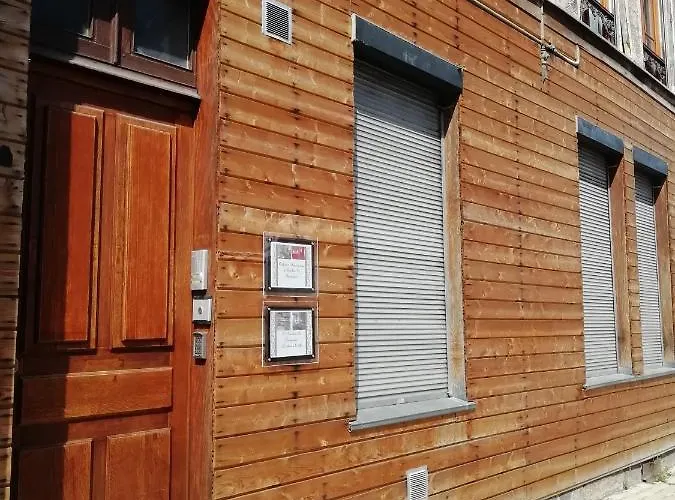 Le Kleber Au Choix Vue Sur Parc Ou Rue Simplicite D'acces, Charme Et Confort Garantis Troyes