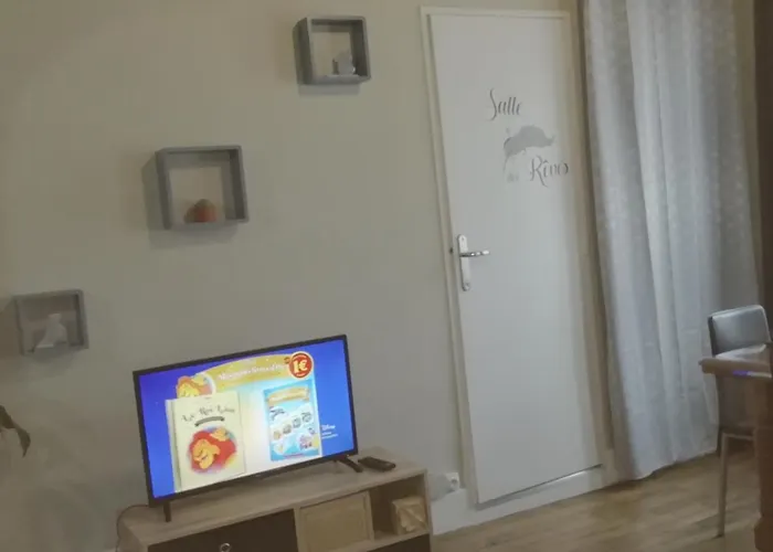 Le Kleber Au Choix Vue Sur Parc Ou Rue Simplicite D'acces, Charme Et Confort Garantis Apartamento